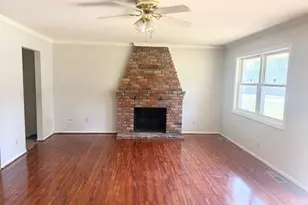 864 N Hill Ln, Springfield Township, OH 45224 - Photo 5