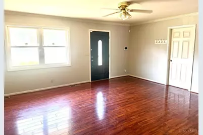 864 N Hill Lane, Springfield Township, OH 45224 - Photo 3