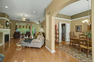 3638 Highland Green, Pierce Township, OH 45245 - Photo 7