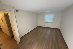 6485 Cheviot Rd, Cincinnati, OH 45247 - Photo 7