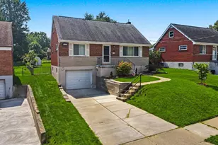 5345 Plumridge Dr, Delhi Township, OH 45238 - Photo 3