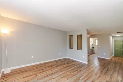 7816 Betsy Ross Circle, Washington Twp, OH 45459 - Photo 9