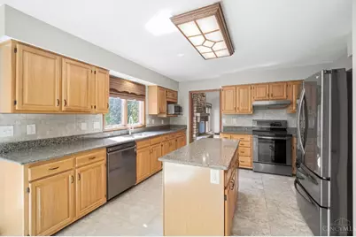 5343 Boomer Road, Green Township, OH 45247 - Photo 9