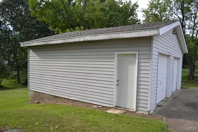 3935 Carrie Avenue, Cheviot, OH 45211 - Photo 5