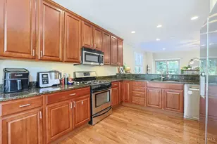 960 Volterra Lane, Cincinnati, OH 45206 - Photo 11