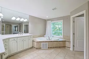 785 Cedar Dr, Miami Township, OH 45140 - Photo 21