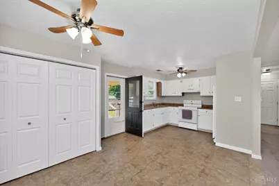 4301 Post Rail Lane, Franklin Township, OH 45005 - Photo 15