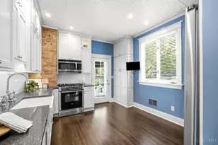 3767 Hyde Park Ave, Cincinnati, OH 45209 - Photo 11
