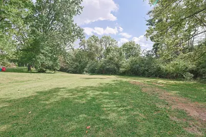 2079 Arrowood Place, Springfield Township, OH 45231 - Photo 29