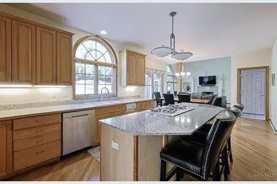 8485 Deer Path, West Chester, OH 45069 - Photo 11