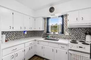 6063 Woodford Ct, Cincinnati, OH 45213 - Photo 7
