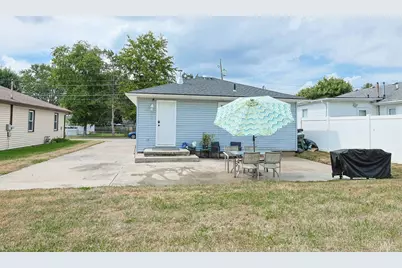 387 E Pike Street, South Lebanon, OH 45065 - Photo 27