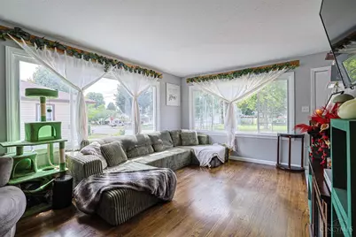 387 E Pike Street, South Lebanon, OH 45065 - Photo 5