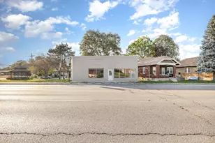 8611 Reading Rd, Reading, OH 45215 - Photo 1