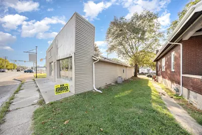 8611 Reading Road, Reading, OH 45215 - Photo 3