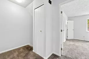 9416 Haddington Ct, Colerain Township, OH 45251 - Photo 23