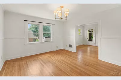 527 Flatt Terrace, Cincinnati, OH 45232 - Photo 7