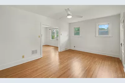 527 Flatt Terrace, Cincinnati, OH 45232 - Photo 11