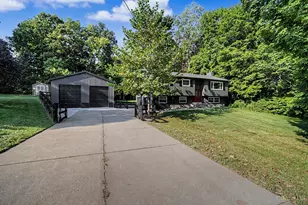 9169 Wintergreen Dr, West Chester, OH 45069 - Photo 3