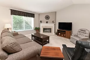 5890 Stonebridge Circle, Miami Township, OH 45150 - Photo 5