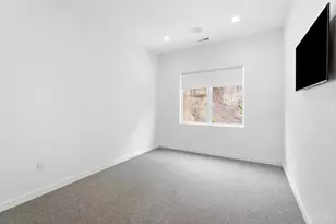 404 Baum St, Cincinnati, OH 45202 - Photo 37