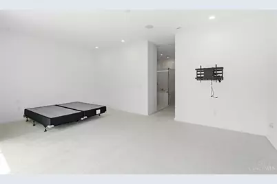 404 Baum Street, Cincinnati, OH 45202 - Photo 25