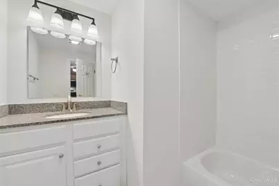 2200 Victory Parkway #806, Cincinnati, OH 45206 - Photo 13