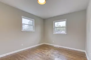 833 W Galbraith Rd, Springfield Township, OH 45231 - Photo 13