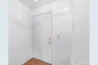 556 Aspen Glen Drive #810, Union Township, OH 45244 - Photo 9