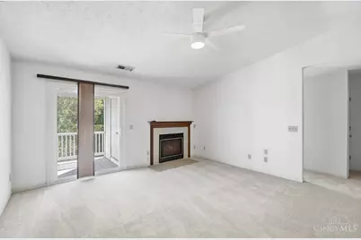 556 Aspen Glen Drive #810, Union Township, OH 45244 - Photo 17