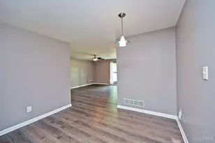 10205 Hightower Ct, Montgomery, OH 45249 - Photo 11