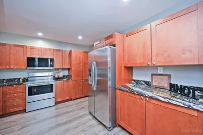 10205 Hightower Court, Montgomery, OH 45249 - Photo 13