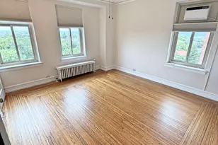 3900 Rose Hill Ave, Cincinnati, OH 45229 - Photo 9