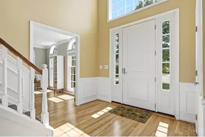 7706 Falling Waters Court, West Chester, OH 45069 - Photo 3