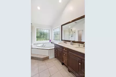 7706 Falling Waters Court, West Chester, OH 45069 - Photo 31