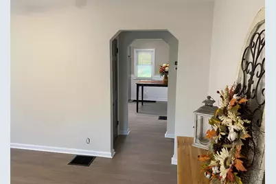 7027 Ellen Avenue, Cincinnati, OH 45239 - Photo 11
