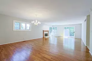 2218 Sweetbriar Ln, Cincinnati, OH 45239 - Photo 15