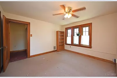4640 Hamilton Avenue, Cincinnati, OH 45223 - Photo 35