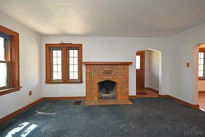 4640 Hamilton Avenue, Cincinnati, OH 45223 - Photo 11