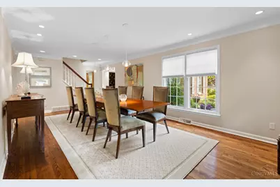 3914 Middleton Court, Cincinnati, OH 45220 - Photo 5