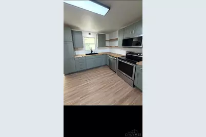 60 Maple Street, Mowrystown, OH 45171 - Photo 9