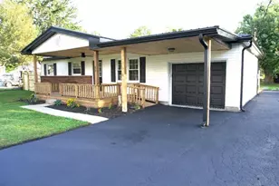 60 Maple St, Mowrystown, OH 45171 - Photo 1