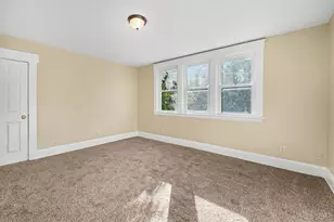 954 Elberon Ave, Cincinnati, OH 45205 - Photo 9