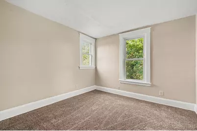 954 Elberon Avenue, Cincinnati, OH 45205 - Photo 11