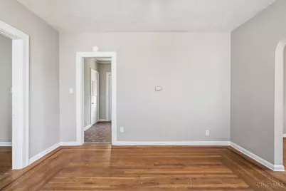 4526 Clearview Avenue, Cincinnati, OH 45205 - Photo 9