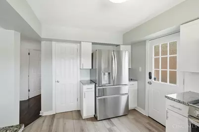 6136 Tahiti Drive, Cincinnati, OH 45224 - Photo 17