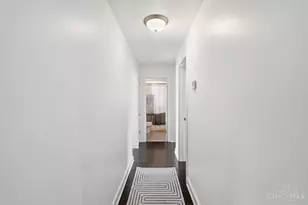 6136 Tahiti Dr, Cincinnati, OH 45224 - Photo 23