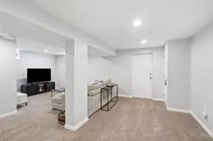 6136 Tahiti Dr, Cincinnati, OH 45224 - Photo 31