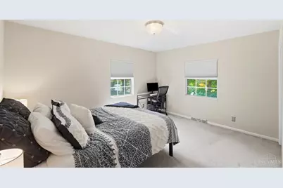 526 Chisholm Trail, Wyoming, OH 45215 - Photo 37