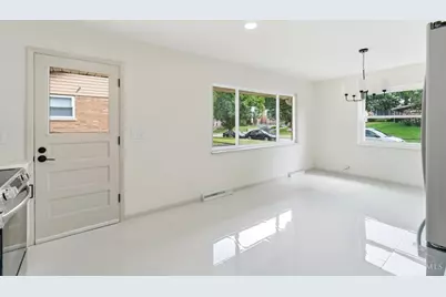 6010 North Glen Road, Green Township, OH 45248 - Photo 7